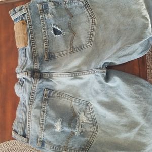 Boyfriend American Eagle Jeans straight leg ripped 30×30